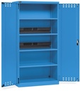 Armadio caricabatterie con ante battenti in lamiera e ripiani forati, L1023 x P555 x H2000 mm – Blu (RAL 5012)
