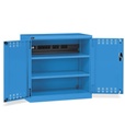 Armadio con ante a battente fessurate, L1023 x P555 x H1000 mm – Blu (RAL 5012) – 1023 × 555 × 1000 mm