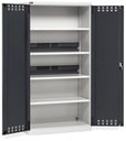 Armadio caricabatterie con ante battenti in lamiera e ripiani forati, L1023 x P555 x H2000 mm – Grigio chiaro + Grigio antracite (RAL 7035+7016)