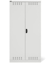 Armadio caricabatterie con ante battenti in lamiera e ripiani forati, L1023 x P555 x H2000 mm – Grigio chiaro (RAL 7035)