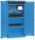 Armadio caricabatterie con griglia areazione, pannelli forati, accessori, L1023 x P555 x H2000 – Blu (RAL 5012)